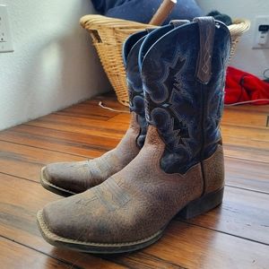 Boys Ariat Boots Size 6
